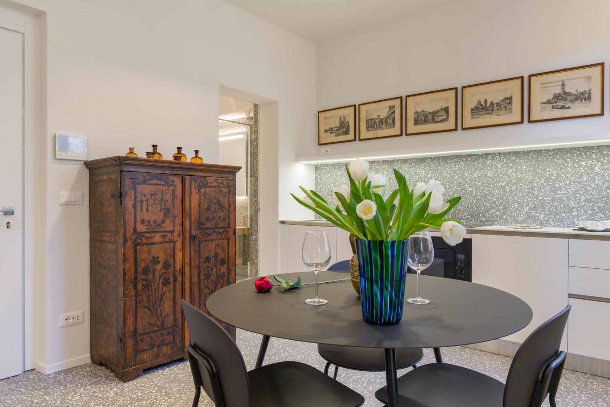 Domus La Scala Apartment